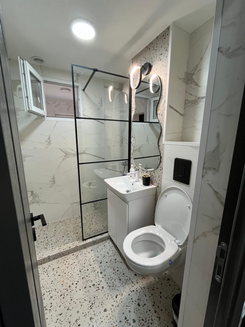 Shower, Bathroom