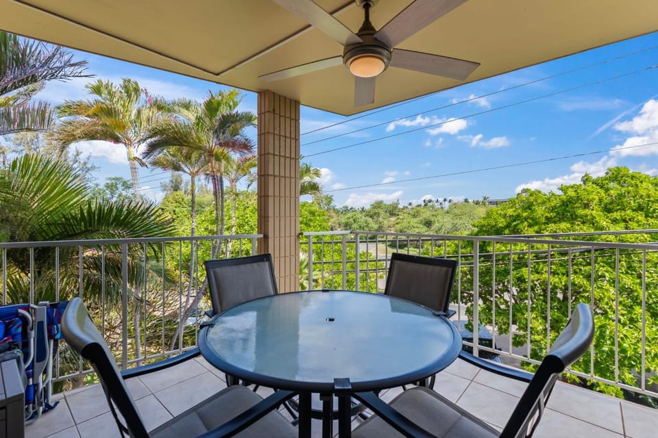 A-303 Haleakala Shores Apartment in Kamaole
