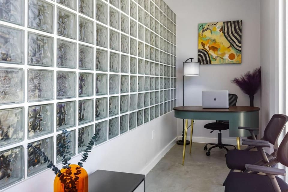 East Austin Oasis - Close to everything; leaves out nothing Apartment in Austin