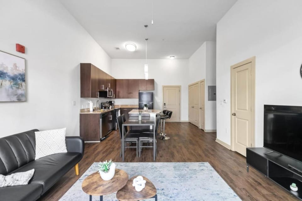 Cozy 1BR Sanctuary Near Culture n Dining 52 Apartment in Birmingham