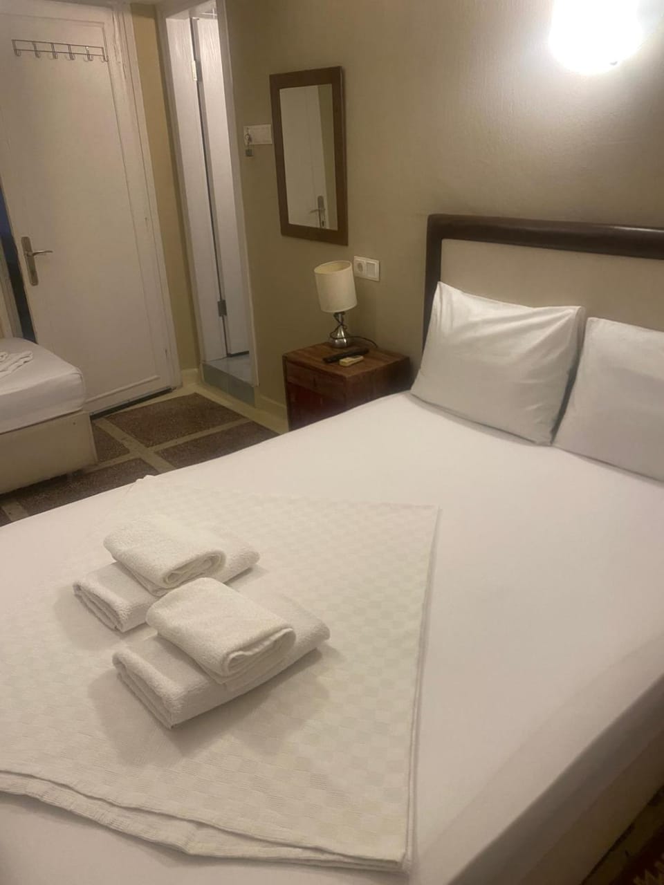 Photo of the whole room, Bedroom, towels