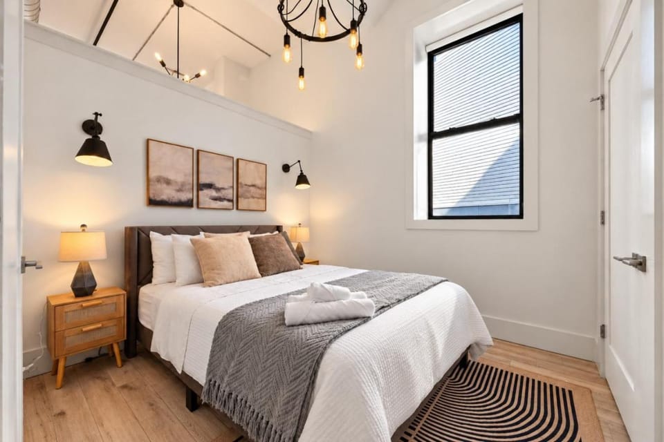 Suburban Haven Stylish Loft Apartment in Harrison