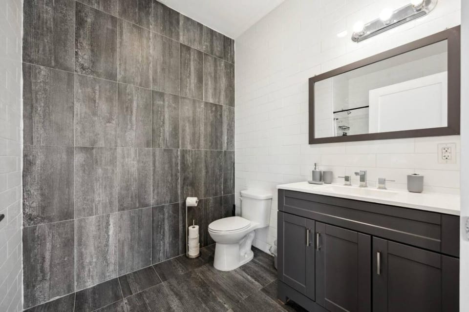 Toilet, Bathroom