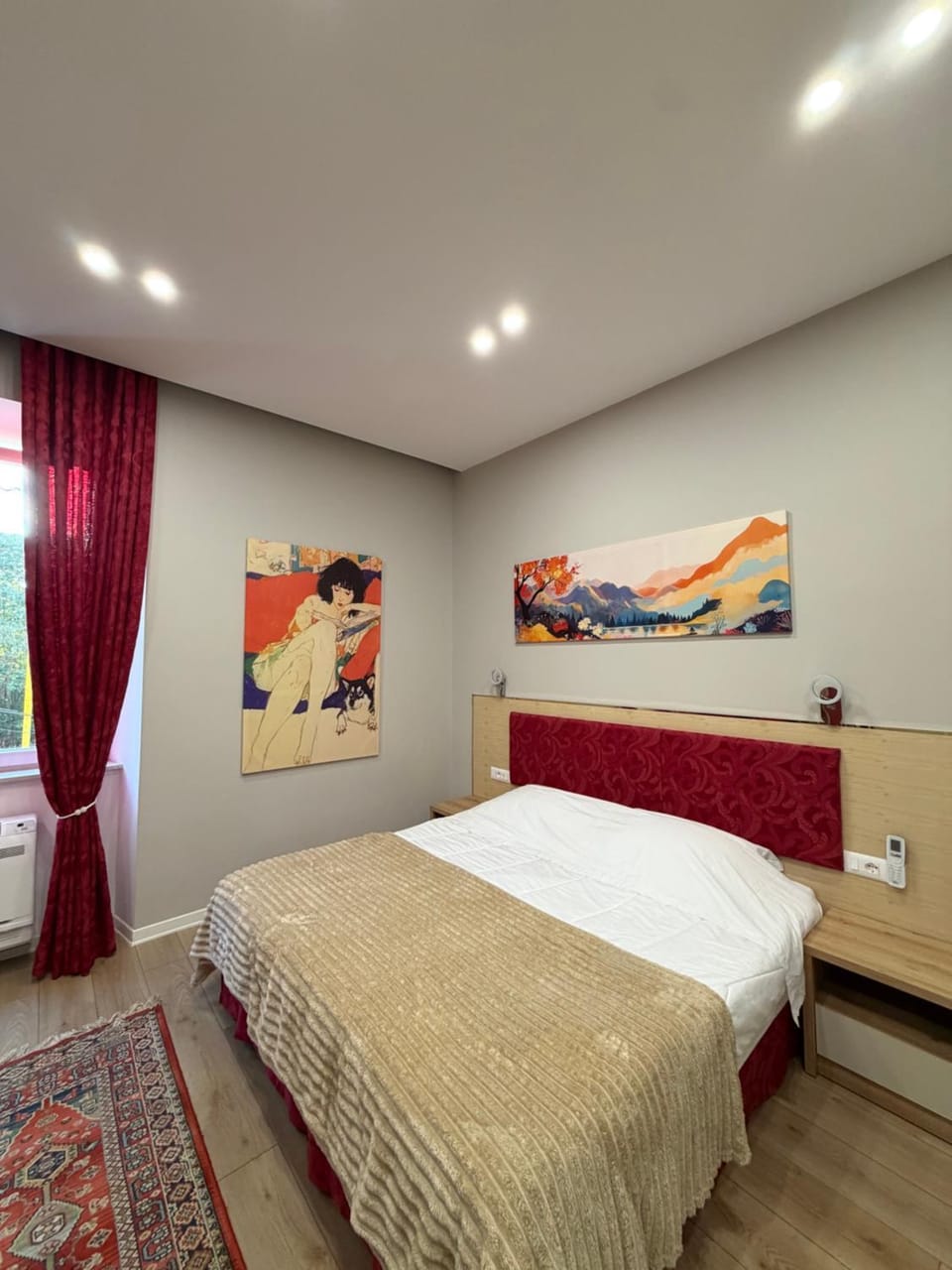 RedVelvet Blloku Room Apartment in Tirana