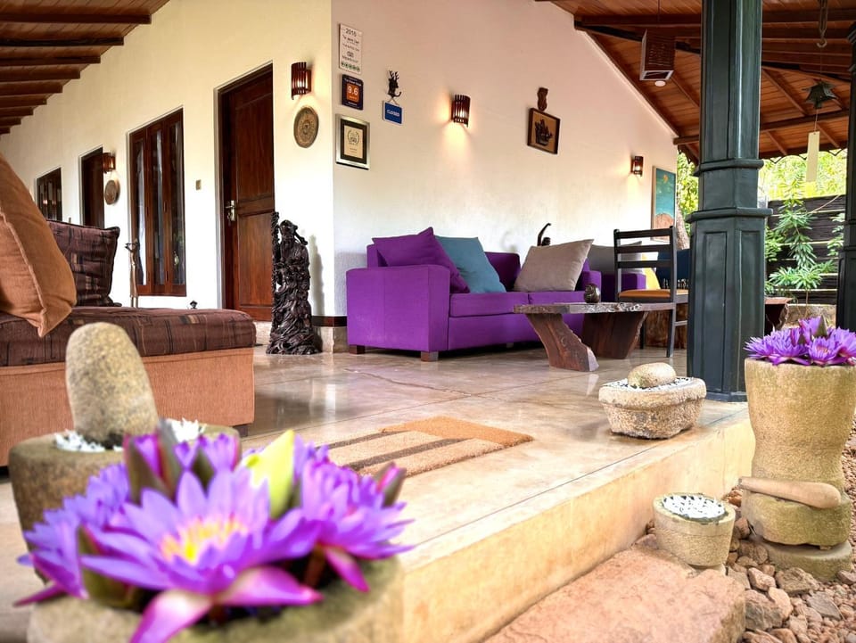 Balcony/Terrace, Seating area, Internal: Not applicable to any particular room
