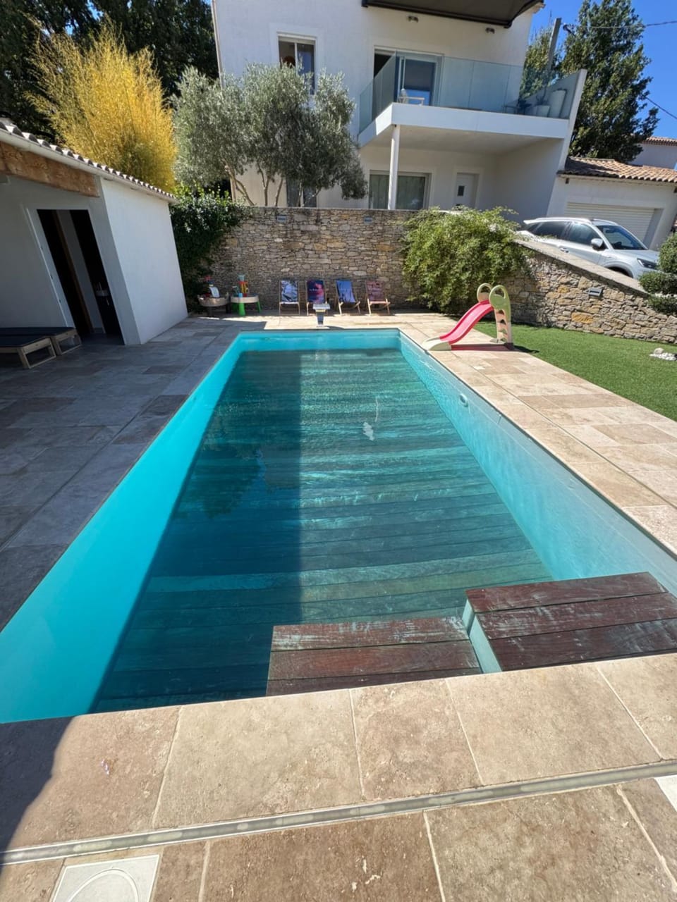 Swimming pool