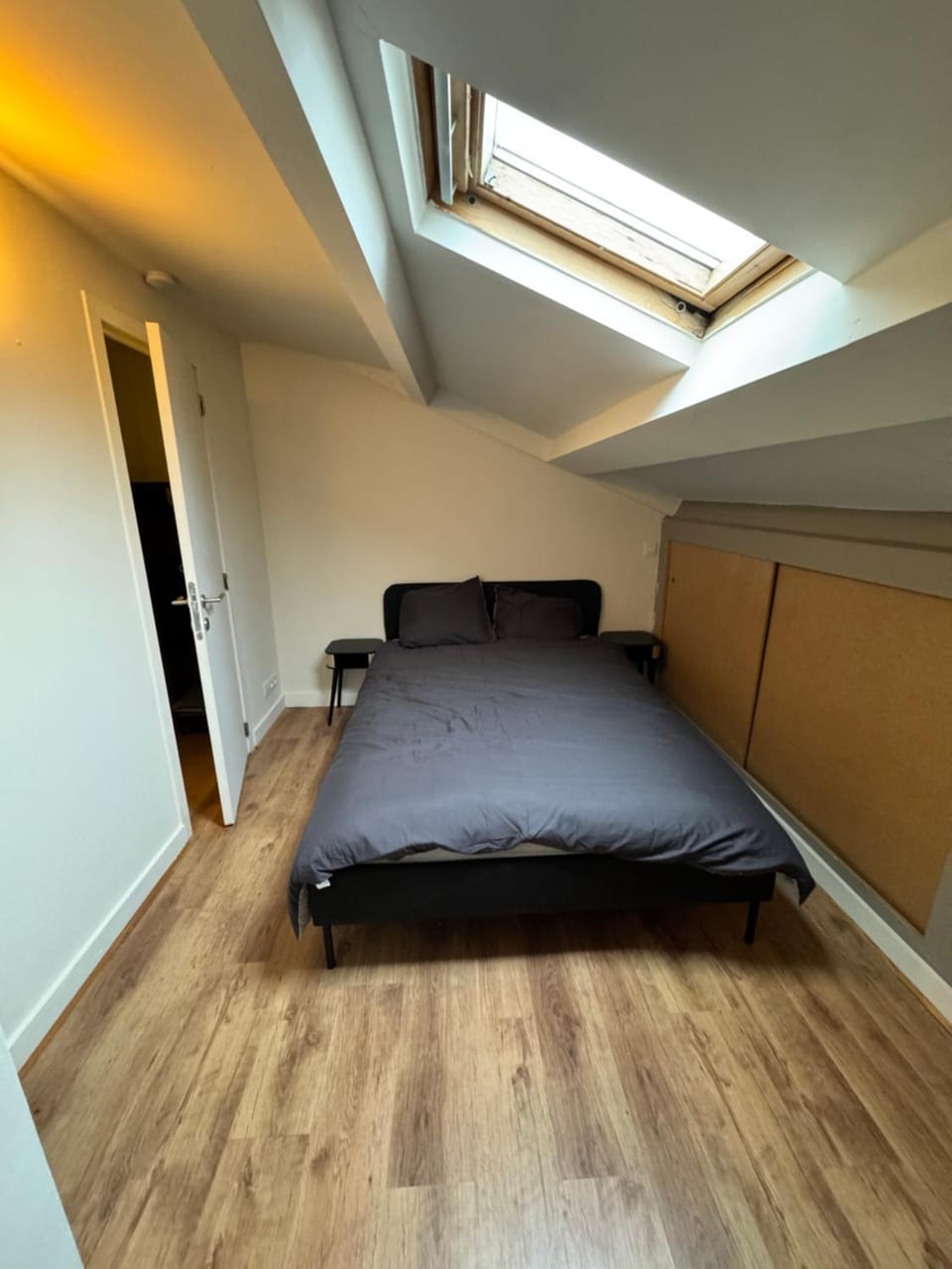 Grand Duplex avec 2 chambres Apartment in Charleroi
