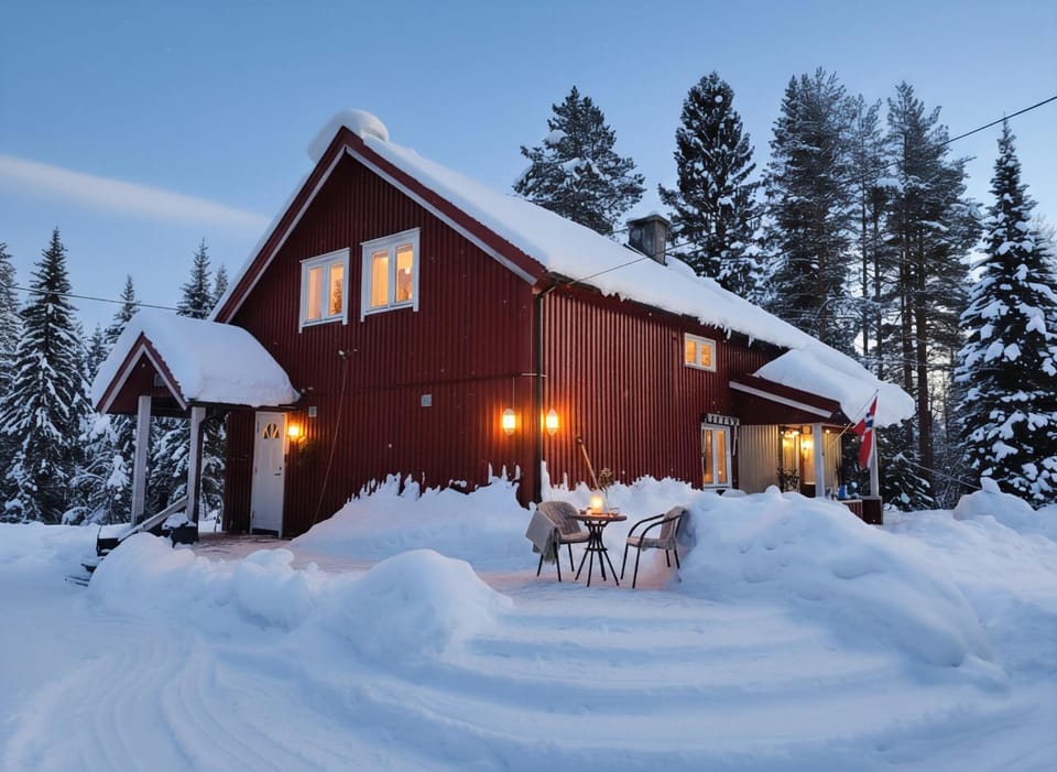 Property building, Natural landscape, Winter, Balcony/Terrace, Location, Sunset