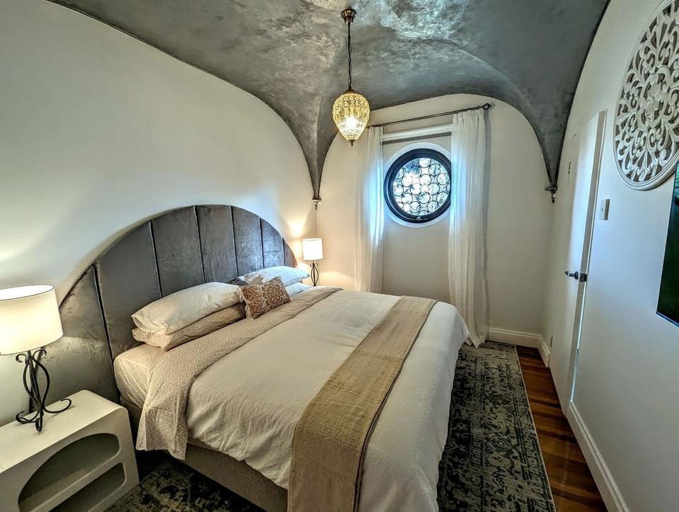 European Style Escape in Geelong House in Geelong