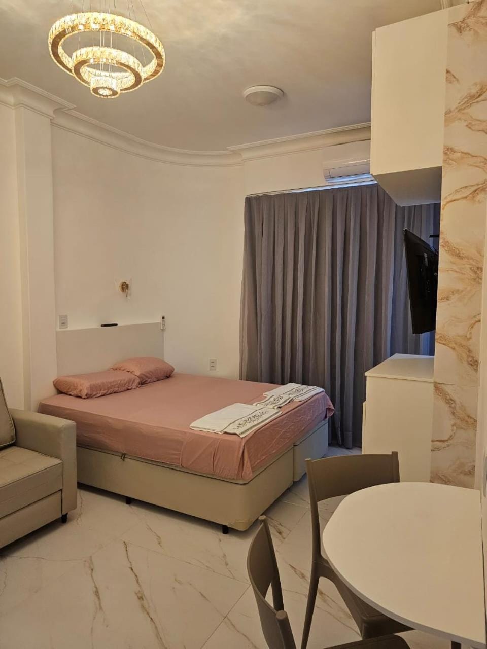 Apartamento novo e completo no coração de Copacabana Apartment in Rio de Janeiro