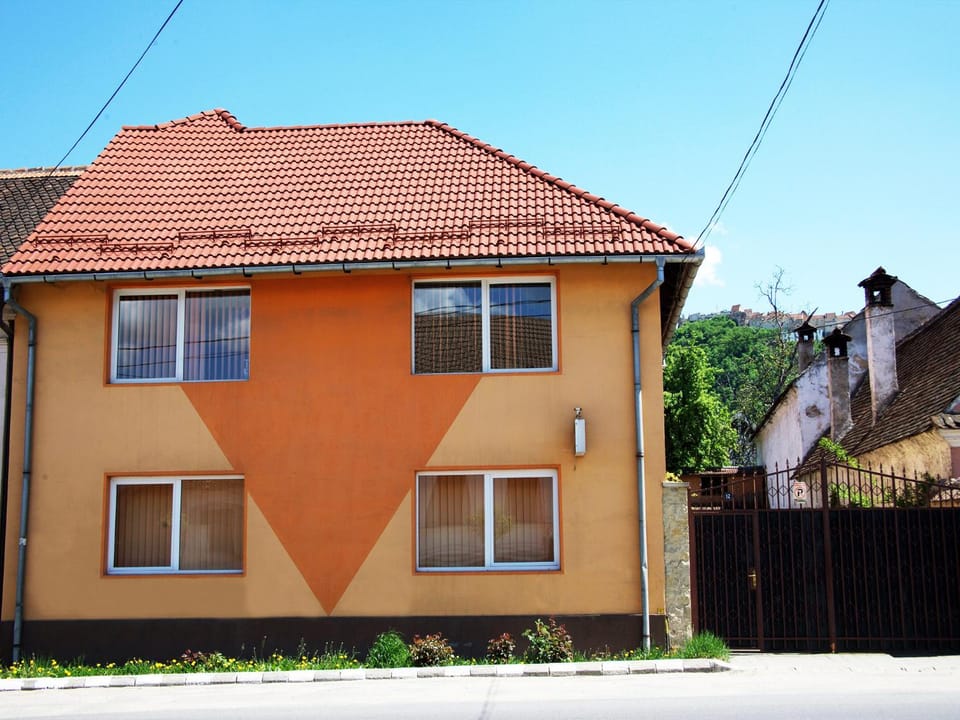 Facade/entrance, Street view
