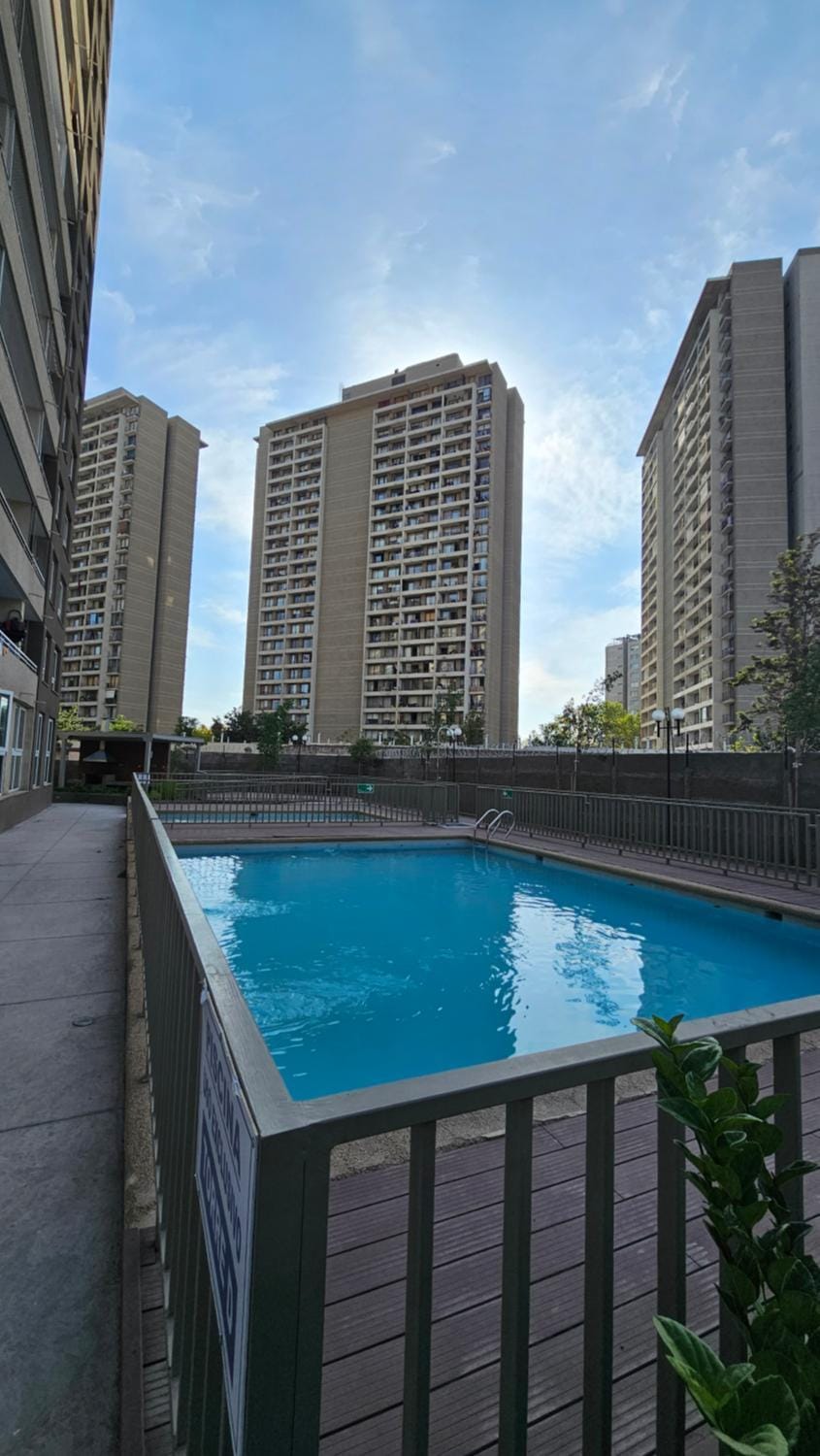 Dpto acogedor a pasos del Metro Apartment in Santiago