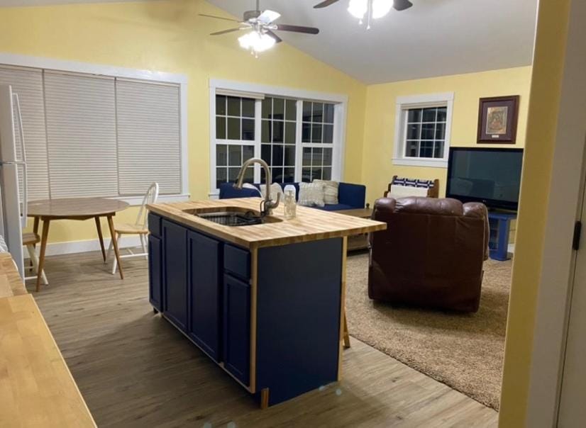 Farm Breakfast, Serene Escape, Hot Pools Nearby Apartment in Idaho
