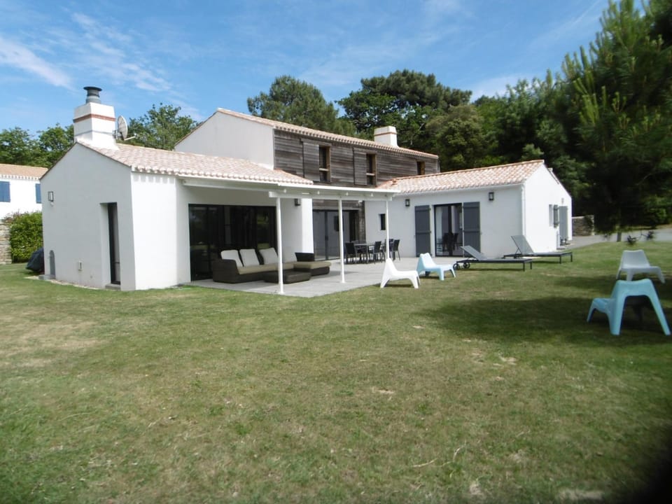 Noirmoutier - Villa 8 Pers - Grand Jardin - Standing - FR-1-823-10 House in Noirmoutier-en-l'Île