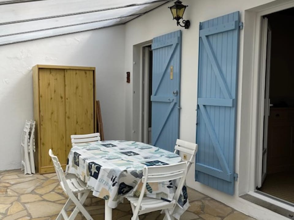 Charmante maisonnette proche plage à Noirmoutier, 4 pers - FR-1-823-18 House in Pays de la Loire