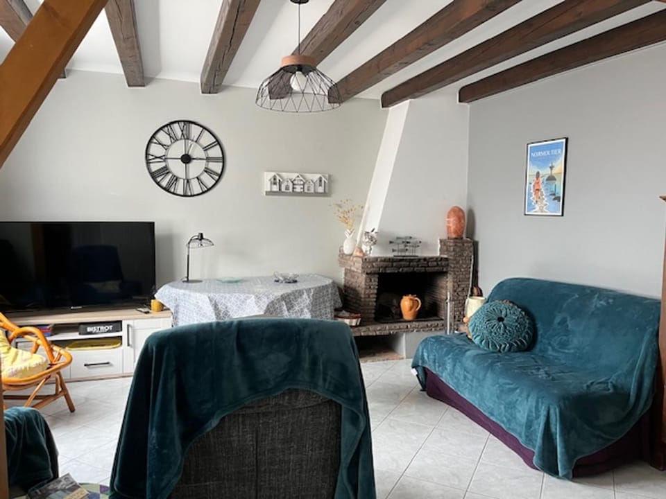 Maison Ile de Noirmoutier pour 6 pers, proche plage et jardin clos - FR-1-823-42 House in Pays de la Loire