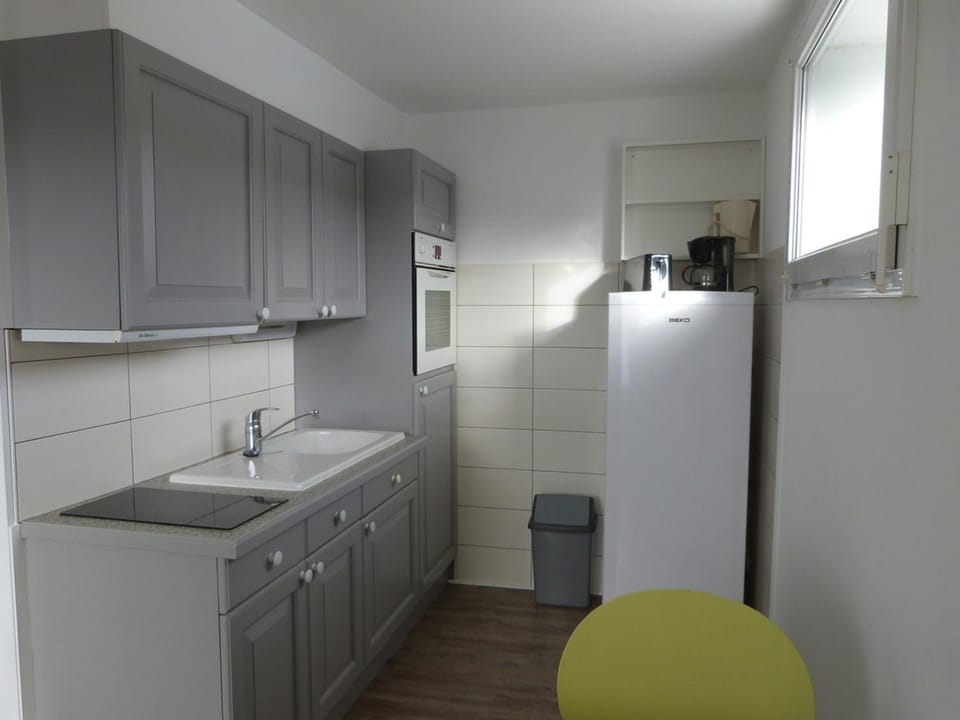 Maison cosy à Barbâtre, proche plage, jardin, 2 pers. - FR-1-823-39 House in Pays de la Loire