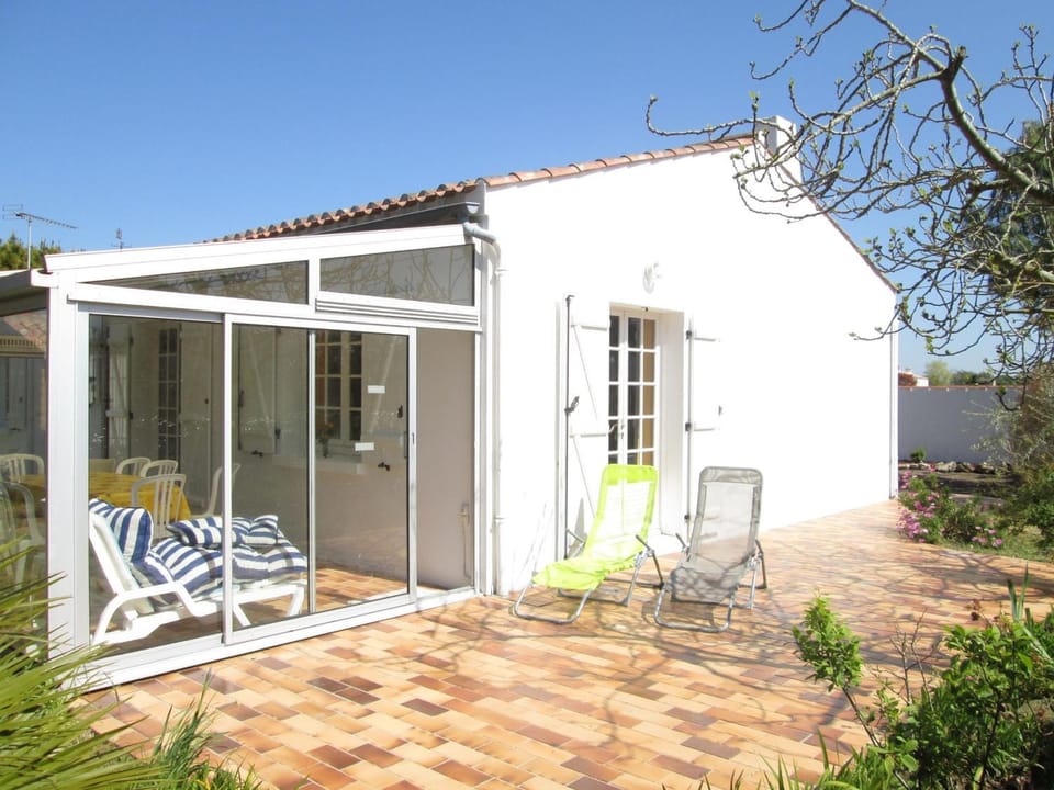 Maison de plain-pied avec jardin ombragé et animaux admis, proche mer et forêt - 6 pers - FR-1-823-30 House in Pays de la Loire