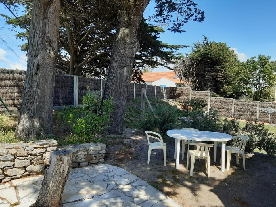 Maison spacieuse pour 9 pers, vue mer, à Barbâtre - FR-1-823-29 House in Pays de la Loire