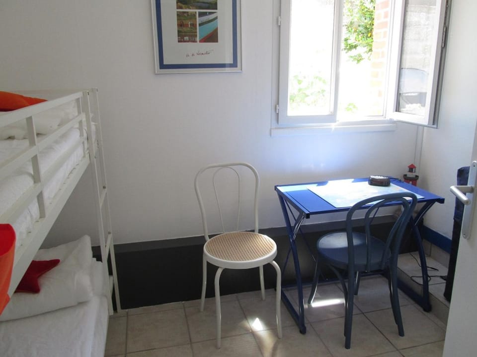 Maison à Barbâtre, proche plage, animaux admis - FR-1-823-37 House in Pays de la Loire