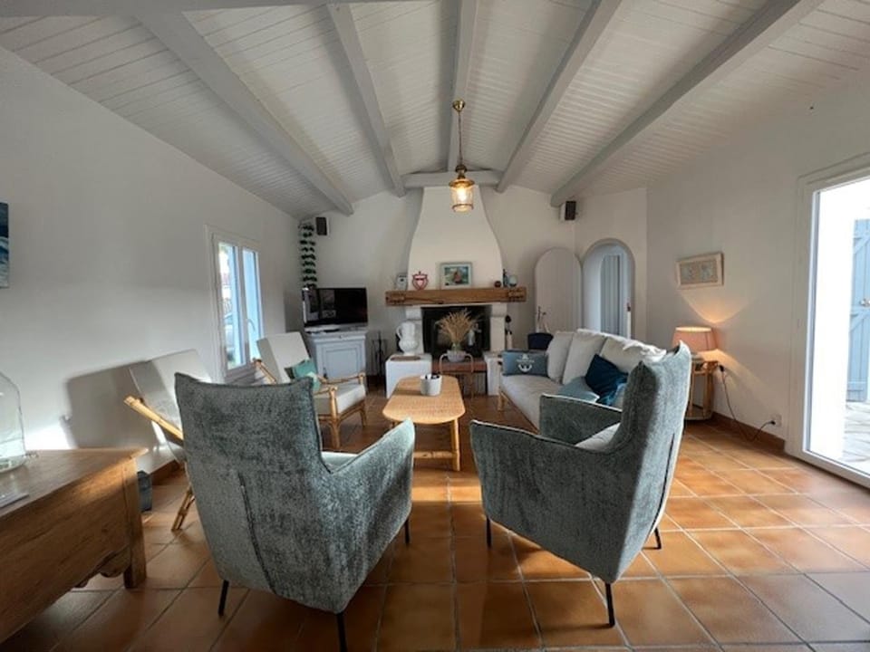 Maison spacieuse à Barbâtre, proche plage, pour 8 personnes - FR-1-823-40 House in Pays de la Loire