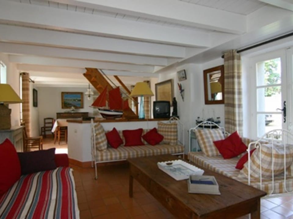 Maison rénovée avec jardin, près de la plage - 5 pers, parking - FR-1-823-48 House in Pays de la Loire