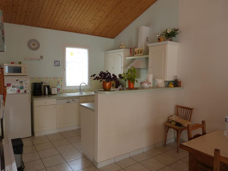 Maison confortable à Barbâtre pour 6 pers., proche plage - FR-1-823-49 House in Pays de la Loire