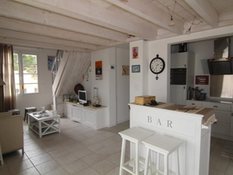 Maison rénovée proche plage, L'Épine, 6 pers, jardin - FR-1-823-50 House in Pays de la Loire