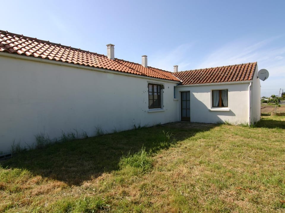 Charmante maison 5 pers, proche plage, animaux admis, parking - FR-1-823-56 House in Pays de la Loire