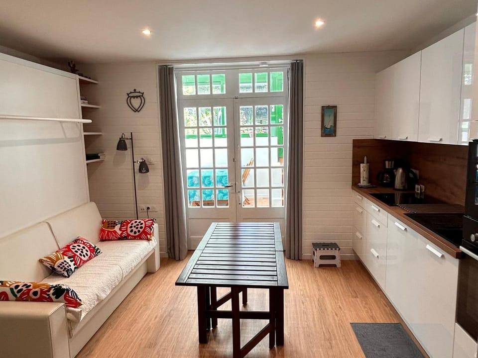 Appartement 4 pers au Bois de la Chaize proche plage - FR-1-823-64 Apartment in Noirmoutier-en-l'Île