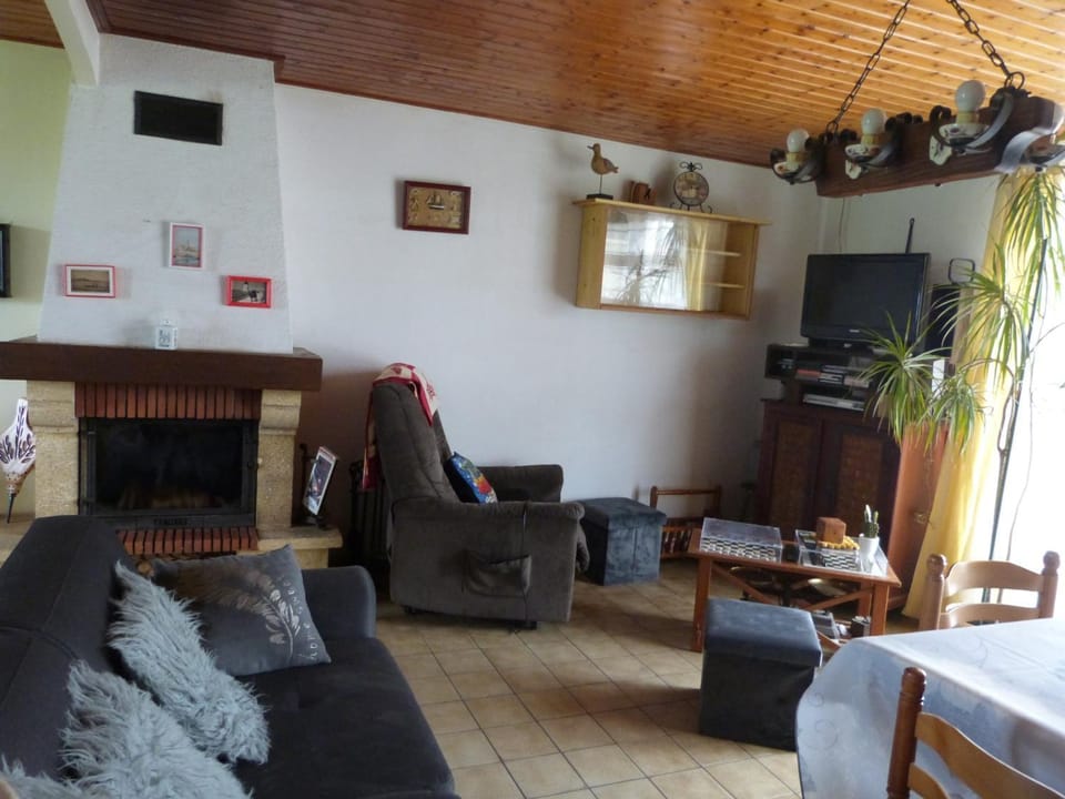 Maison en bord de mer pour 6 pers avec WIFI et animaux admis - FR-1-823-67 House in Pays de la Loire