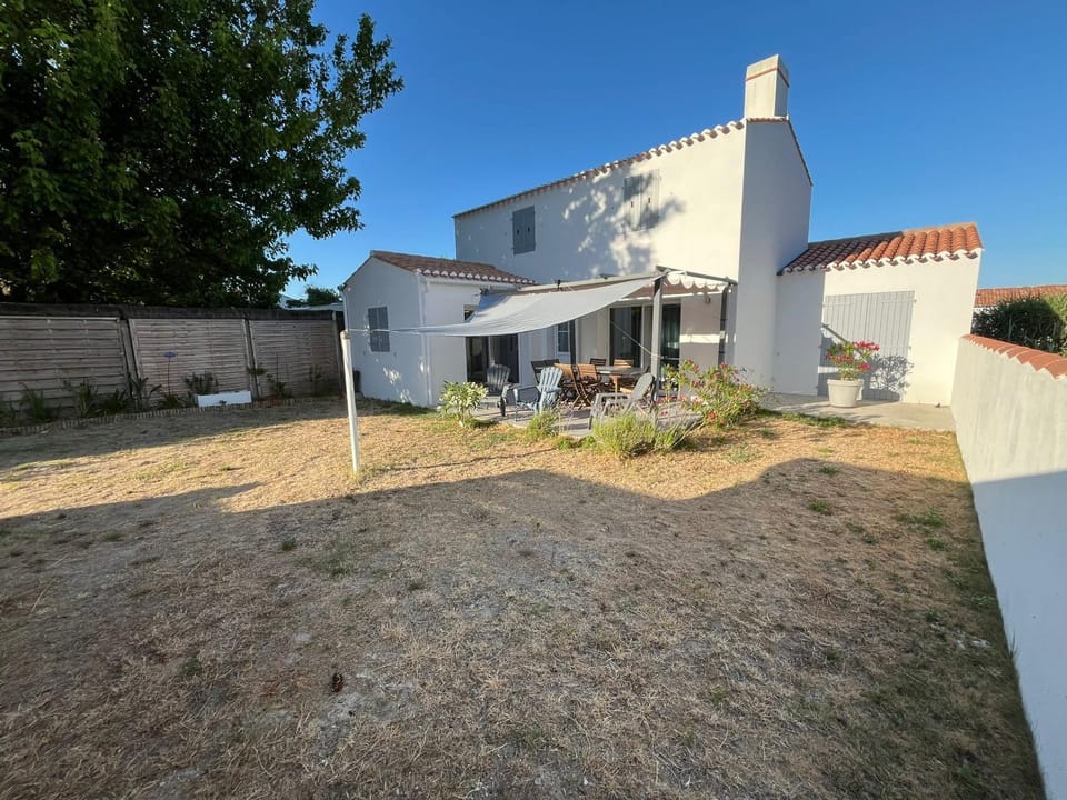 Belle maison à Barbâtre, 800m plage, pour 7 personnes avec jardin clos, terrasse et WiFi gratuit - FR-1-823-69 House in Pays de la Loire