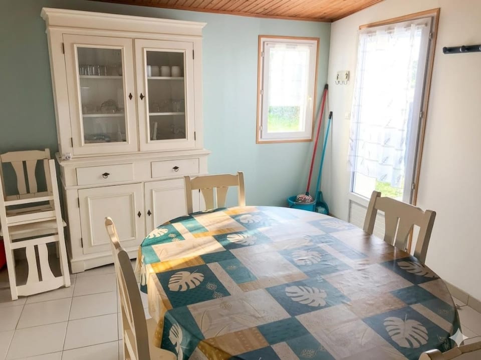 Maison près des dunes, 5 min de la plage, Barbâtre - FR-1-823-79 House in Pays de la Loire