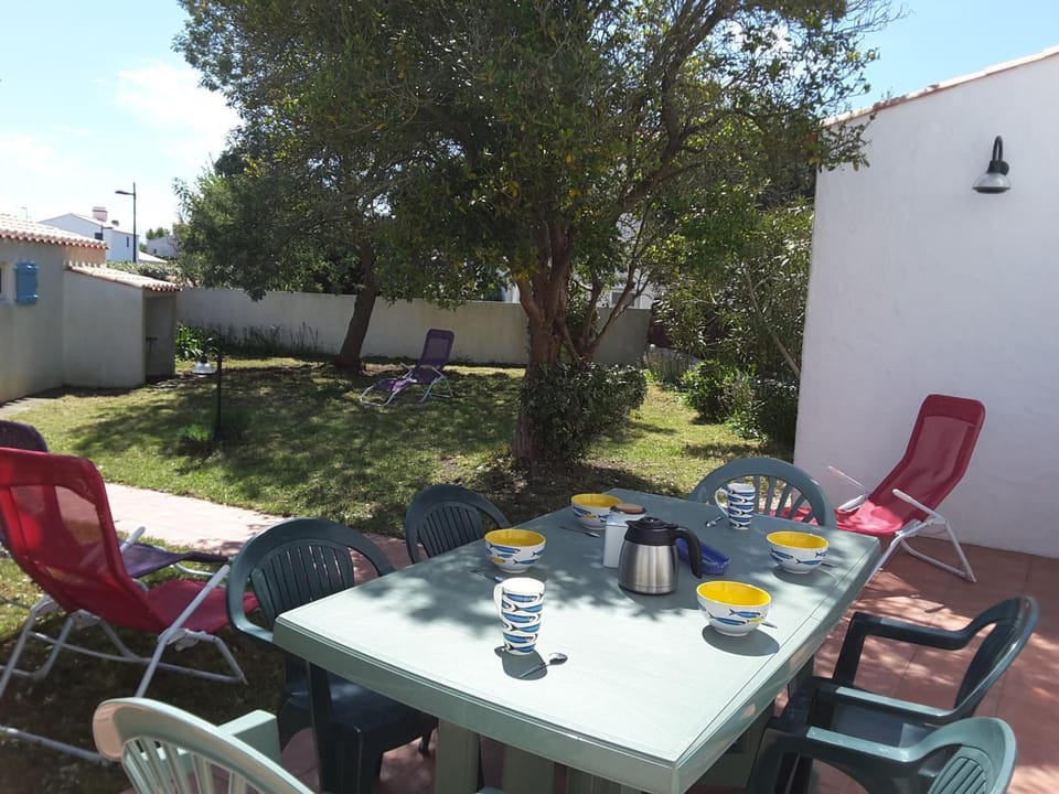 Maison 8 Pers, Proche Plage et Commerces, Noirmoutier - FR-1-823-84 House in Noirmoutier-en-l'Île