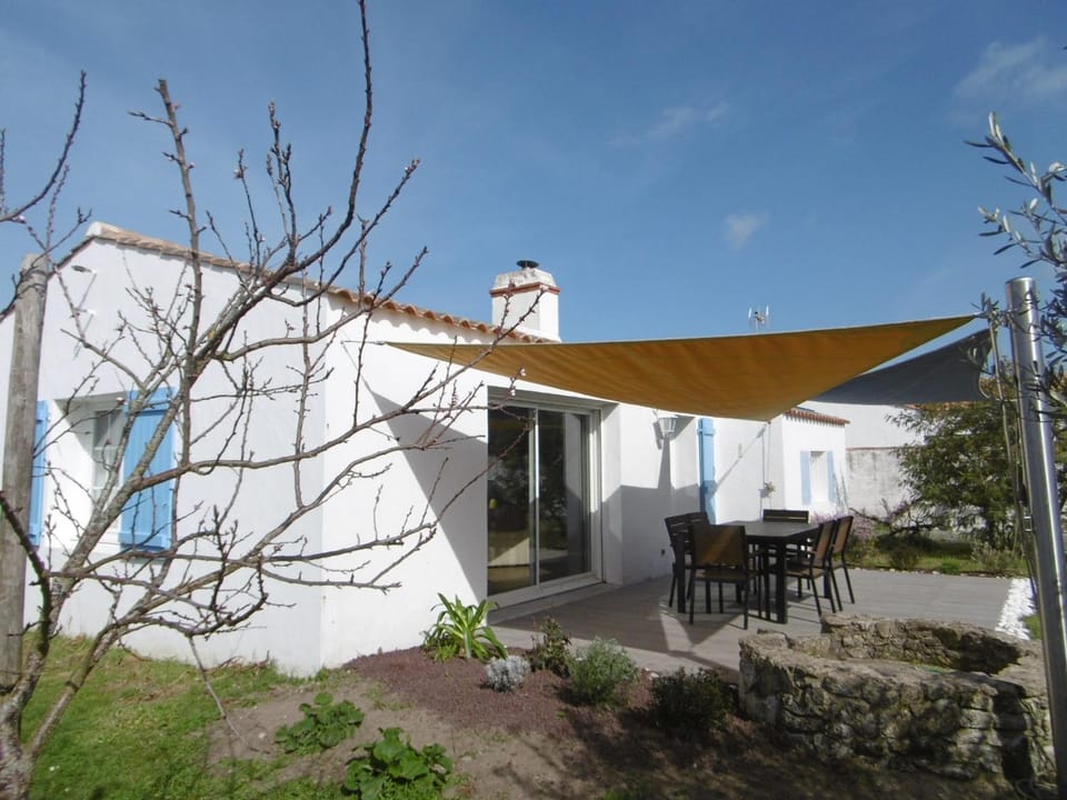 Maison Confortable Barbâtre 4/6 Pers - Proche Plage et Commerces - WiFi Gratuit - FR-1-823-91 House in Pays de la Loire