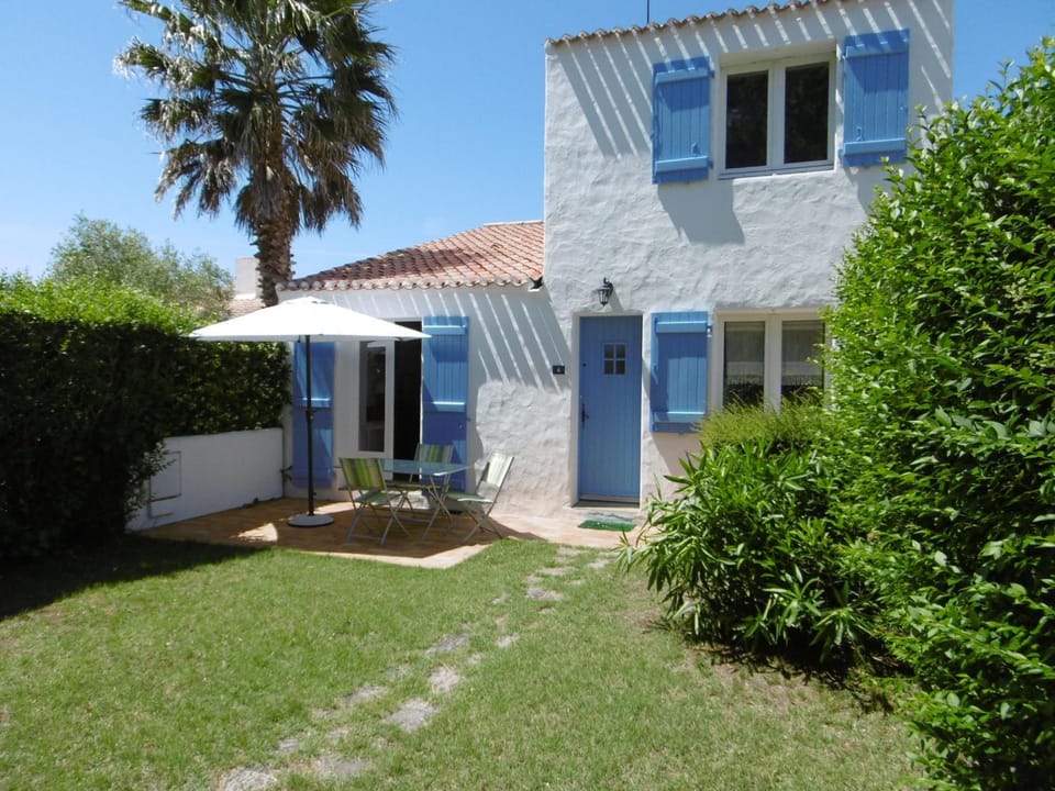 Maison de Bourg à Noirmoutier - 6 Pers, Secteur Calme, Parking, Animaux Admis - FR-1-823-82 House in Noirmoutier-en-l'Île