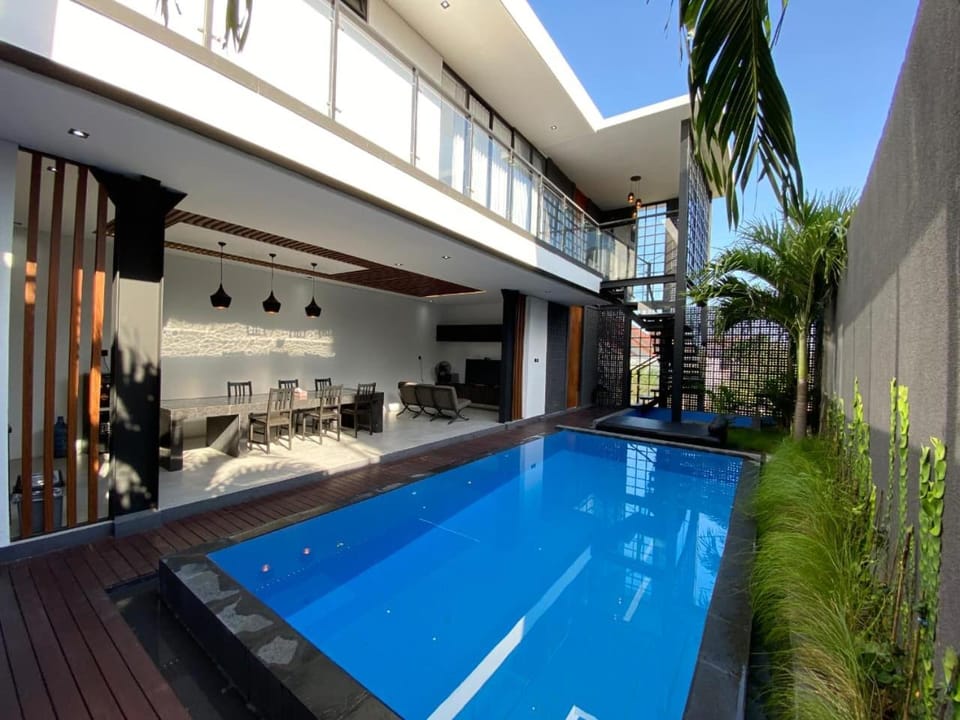 Pool view, Swimming pool, Swimming pool