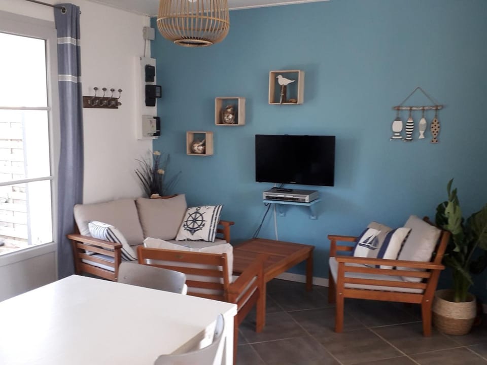Maison Noirmoutier 6 pers proche plage, animaux OK - FR-1-823-107 House in Pays de la Loire
