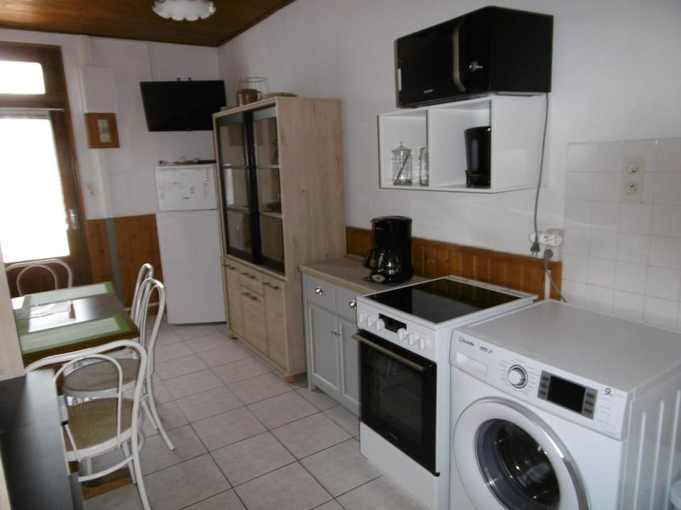 Charmante maison 4 personnes à L'Épine, proche plage - FR-1-823-103 House in Pays de la Loire