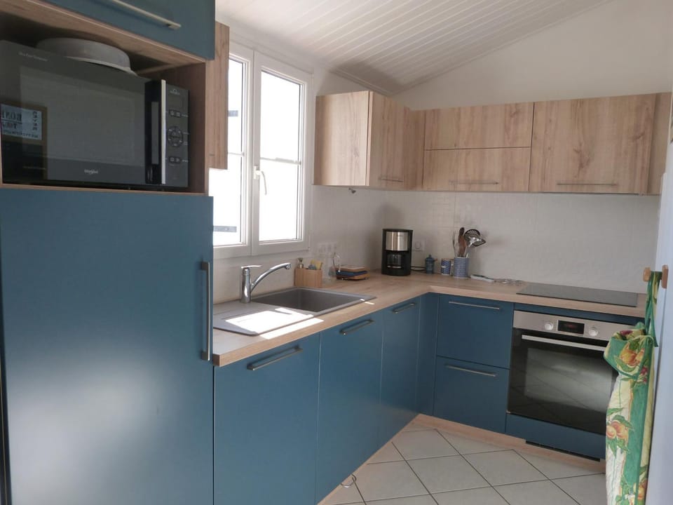 Maison spacieuse à Barbâtre, proche plage, pour 6 pers - FR-1-823-125 House in Pays de la Loire