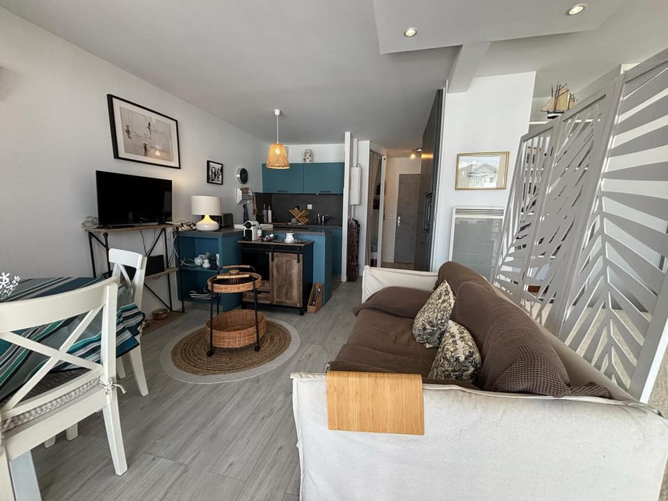 Charmant 2 pièces avec piscine à Hendaye, proche port - FR-1-239-1105 Apartment in Hendaye