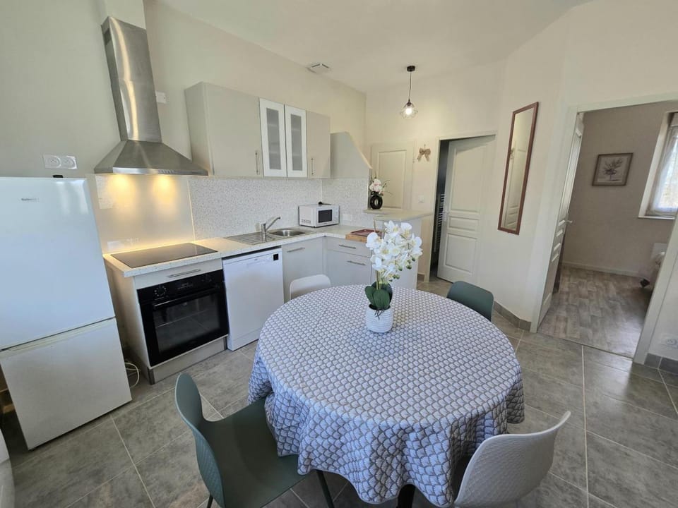 Maison à la campagne avec terrasse, animaux acceptés - FR-1-616-467 House in Nouvelle-Aquitaine