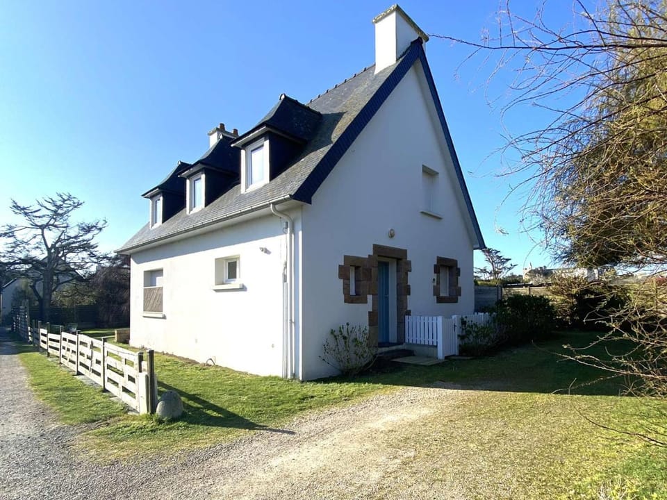 Grande maison familiale proche plage, 200m Mer, Trégastel - FR-1-368-457 House in Trégastel