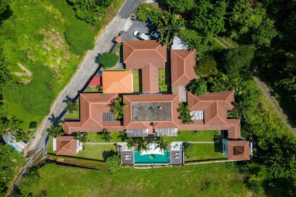 Property building, Day, Natural landscape, Bird's eye view, Swimming pool
