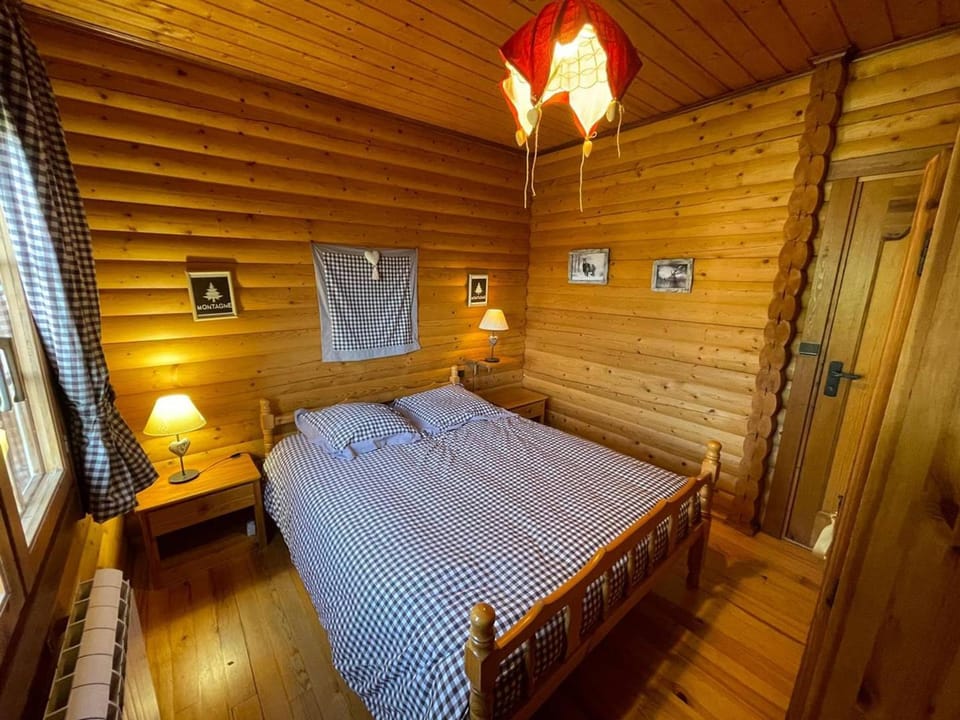 Chalet confortable avec cheminée et garage aux Angles - FR-1-593-128 Chalet in Catalonia