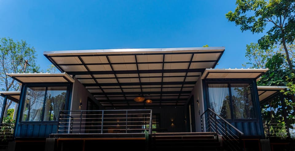 Trumpet Deck House in Karnataka