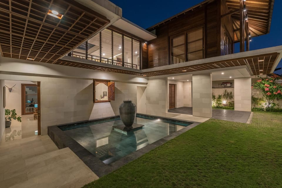 Property building, Night