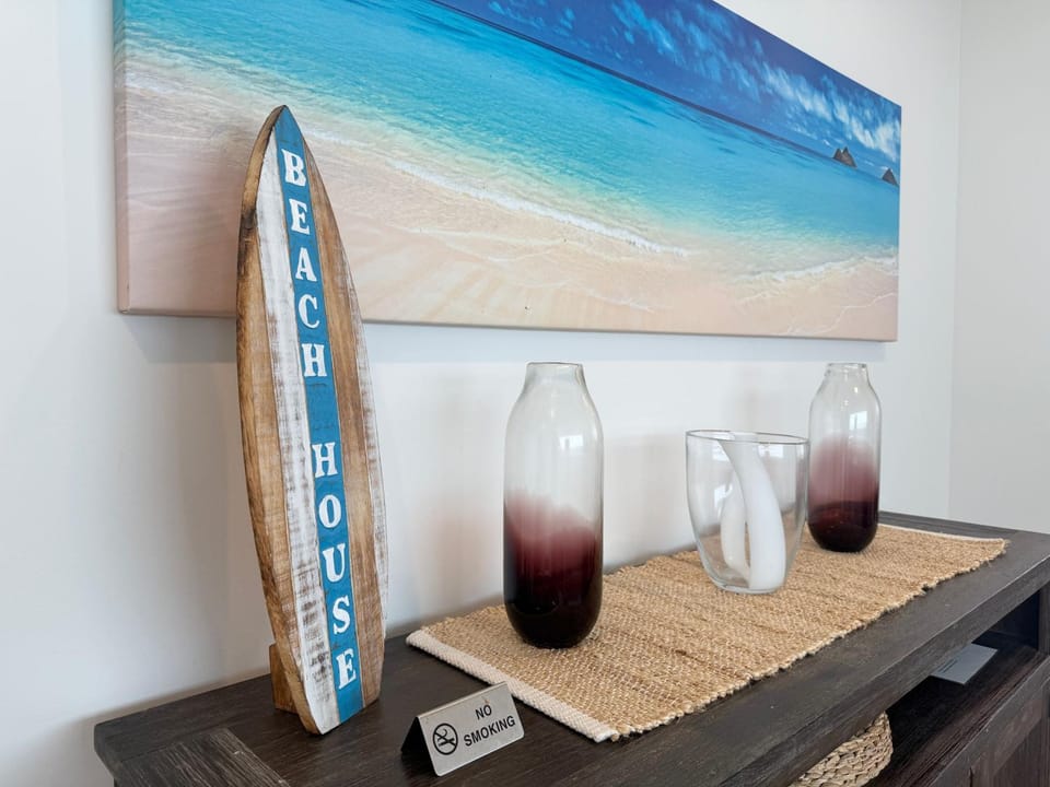 Beach Daze at Caves Beach Villas Villa in Swansea