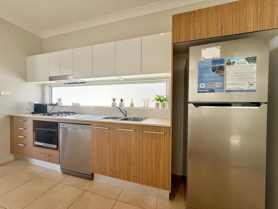 Villa Oceania at Caves Beach Villas Villa in Swansea