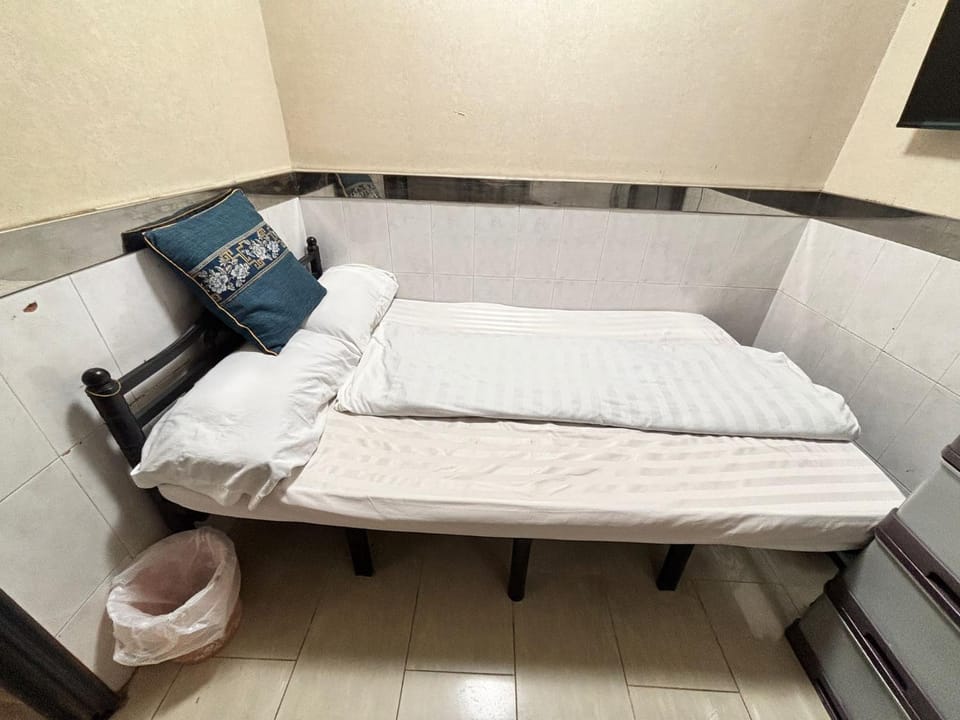 千城皇都賓館 Bed and Breakfast in Hong Kong